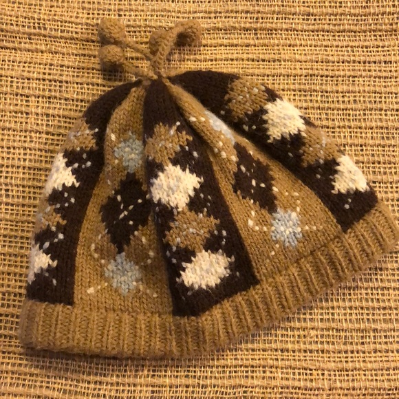 Neck Works Knit Argyle Hat - Picture 1 of 5